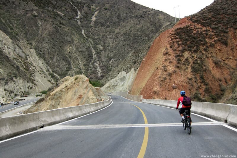 changebike adventure bike tours 雲南 奔子欗 月亮灣 西尼 香格里拉 自行車之旅