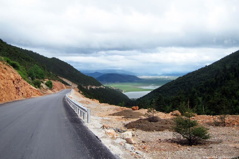 changebike adventure bike tours 雲南 奔子欗 月亮灣 西尼 香格里拉 自行車之旅