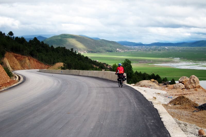 changebike adventure bike tours 雲南 奔子欗 月亮灣 西尼 香格里拉 自行車之旅