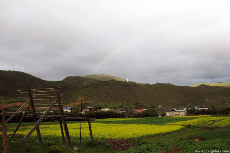 changebike adventure bike tours 雲南 奔子欗 月亮灣 西尼 香格里拉 自行車之旅