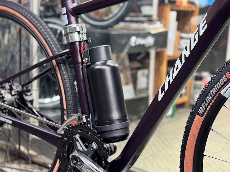 100G eBike キットを追加装着した Change グラベル折りたたみ自転車