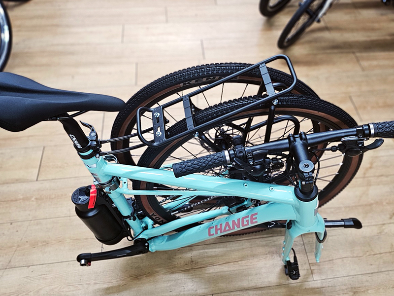 100G eBike キットを追加装着した Change グラベル折りたたみ自転車